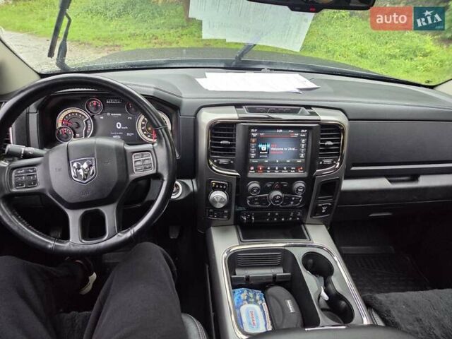 Черный Додж RAM 1500, объемом двигателя 5.65 л и пробегом 103 тыс. км за 43000 $, фото 16 на Automoto.ua