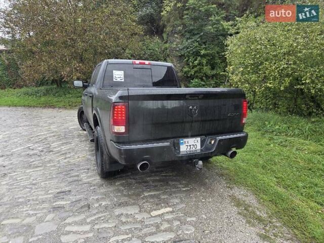 Черный Додж RAM 1500, объемом двигателя 5.65 л и пробегом 103 тыс. км за 43000 $, фото 10 на Automoto.ua
