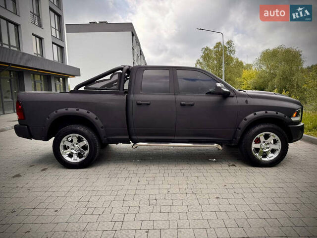Чорний Додж RAM 1500, об'ємом двигуна 5.7 л та пробігом 74 тис. км за 32000 $, фото 12 на Automoto.ua