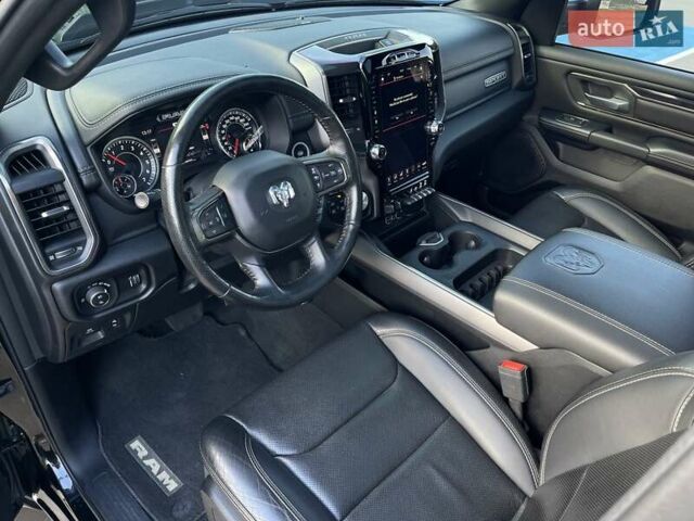 Додж RAM 1500 2019 в Киеве на Automoto.ua Черный Додж RAM 1500, объемом двигателя 5.65 л и пробегом 58 тыс. км за 58000 $, фото 20 на Automoto.ua