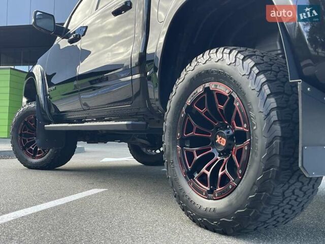 Додж RAM 1500 2019 в Киеве на Automoto.ua Черный Додж RAM 1500, объемом двигателя 5.65 л и пробегом 58 тыс. км за 58000 $, фото 7 на Automoto.ua