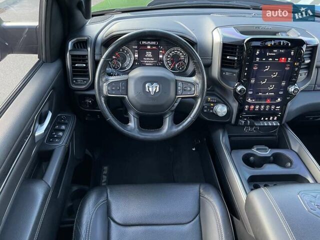 Додж RAM 1500 2019 в Киеве на Automoto.ua Черный Додж RAM 1500, объемом двигателя 5.65 л и пробегом 58 тыс. км за 58000 $, фото 30 на Automoto.ua