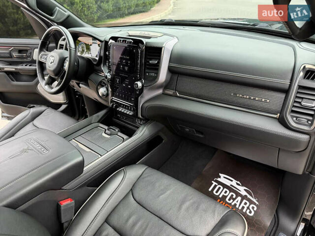 Черный Додж RAM 1500, объемом двигателя 5.7 л и пробегом 94 тыс. км за 59900 $, фото 36 на Automoto.ua