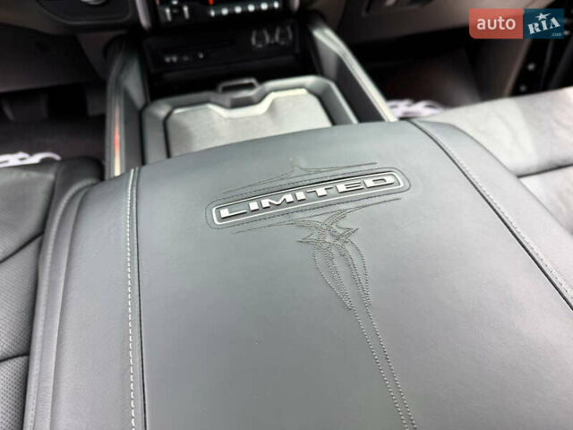 Черный Додж RAM 1500, объемом двигателя 5.7 л и пробегом 94 тыс. км за 59900 $, фото 51 на Automoto.ua