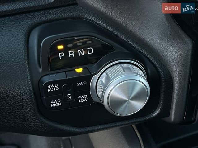 Додж RAM 1500 2019 в Киеве на Automoto.ua Черный Додж RAM 1500, объемом двигателя 5.65 л и пробегом 58 тыс. км за 58000 $, фото 25 на Automoto.ua