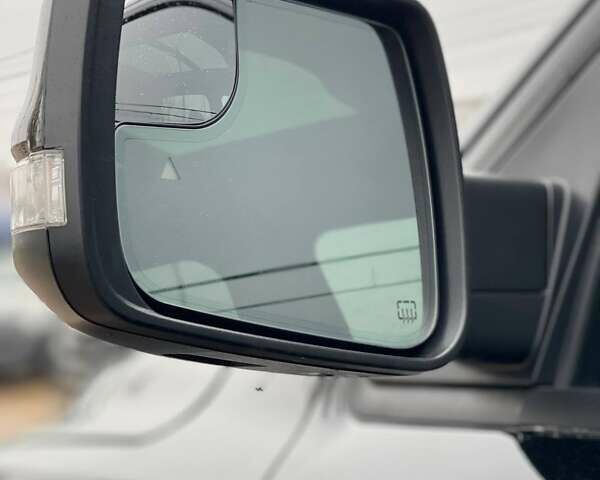 Черный Додж RAM 1500, объемом двигателя 5.7 л и пробегом 172 тыс. км за 48000 $, фото 4 на Automoto.ua