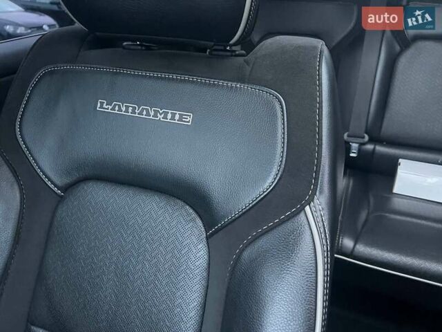 Чорний Додж RAM 1500, об'ємом двигуна 3 л та пробігом 92 тис. км за 77777 $, фото 2 на Automoto.ua