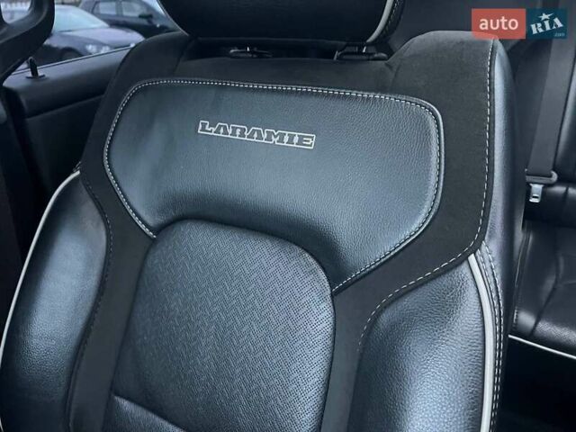 Чорний Додж RAM 1500, об'ємом двигуна 3 л та пробігом 92 тис. км за 77777 $, фото 1 на Automoto.ua