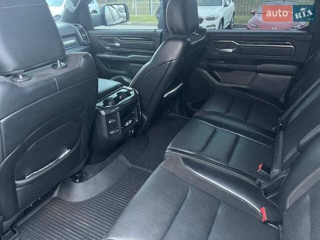 Чорний Додж RAM 1500, об'ємом двигуна 3 л та пробігом 92 тис. км за 77777 $, фото 25 на Automoto.ua