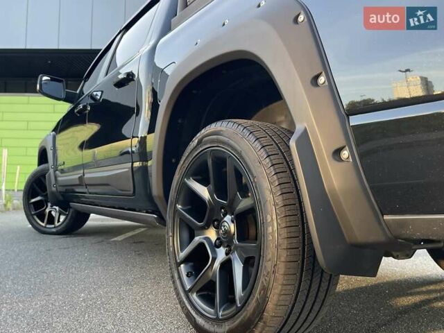 Черный Додж RAM 1500, объемом двигателя 5.7 л и пробегом 54 тыс. км за 79800 $, фото 62 на Automoto.ua