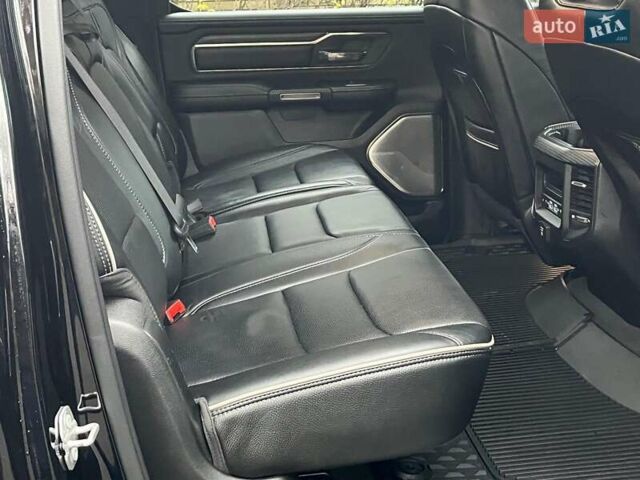 Черный Додж RAM 1500, объемом двигателя 3 л и пробегом 118 тыс. км за 82990 $, фото 75 на Automoto.ua