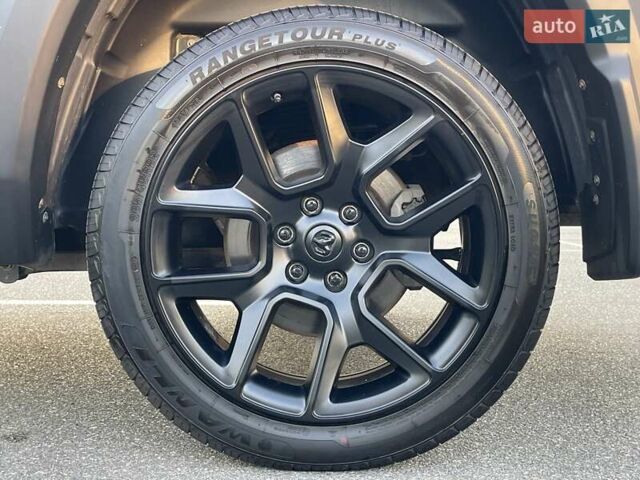 Черный Додж RAM 1500, объемом двигателя 5.7 л и пробегом 54 тыс. км за 79800 $, фото 101 на Automoto.ua