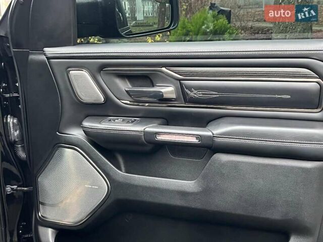 Черный Додж RAM 1500, объемом двигателя 3 л и пробегом 118 тыс. км за 82990 $, фото 78 на Automoto.ua