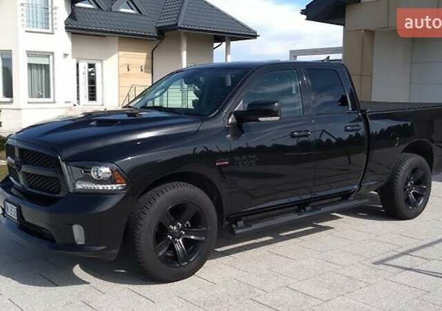 Черный Додж RAM 1500, объемом двигателя 3.6 л и пробегом 75 тыс. км за 37000 $, фото 1 на Automoto.ua