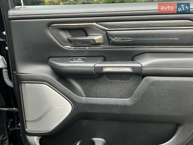 Черный Додж RAM 1500, объемом двигателя 3 л и пробегом 118 тыс. км за 82990 $, фото 76 на Automoto.ua