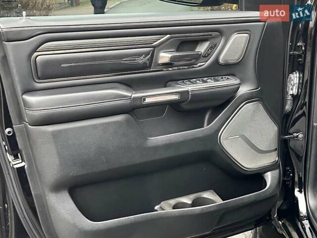 Черный Додж RAM 1500, объемом двигателя 3 л и пробегом 118 тыс. км за 82990 $, фото 15 на Automoto.ua