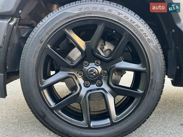 Черный Додж RAM 1500, объемом двигателя 5.7 л и пробегом 54 тыс. км за 79800 $, фото 103 на Automoto.ua
