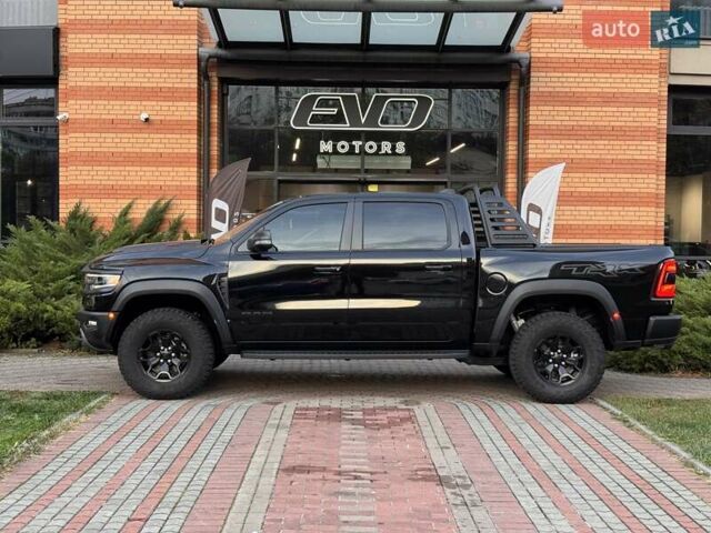 Черный Додж RAM 1500, объемом двигателя 6.17 л и пробегом 15 тыс. км за 156000 $, фото 1 на Automoto.ua