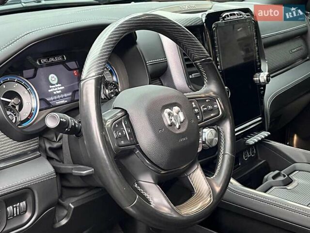 Черный Додж RAM 1500, объемом двигателя 3 л и пробегом 118 тыс. км за 82990 $, фото 62 на Automoto.ua