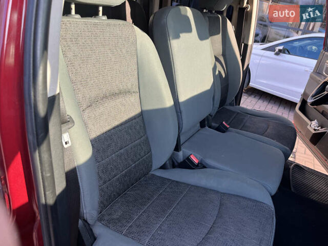 Красный Додж RAM 1500, объемом двигателя 5.7 л и пробегом 200 тыс. км за 14900 $, фото 31 на Automoto.ua