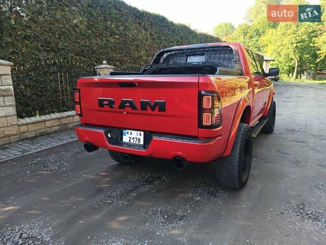 Красный Додж RAM 1500, объемом двигателя 5.65 л и пробегом 96 тыс. км за 35000 $, фото 12 на Automoto.ua