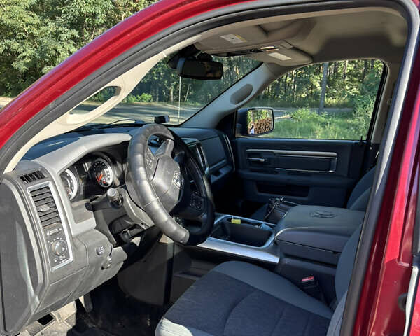 Красный Додж RAM 1500, объемом двигателя 3.6 л и пробегом 249 тыс. км за 21000 $, фото 12 на Automoto.ua