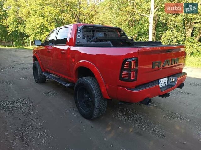 Красный Додж RAM 1500, объемом двигателя 5.65 л и пробегом 96 тыс. км за 35000 $, фото 9 на Automoto.ua