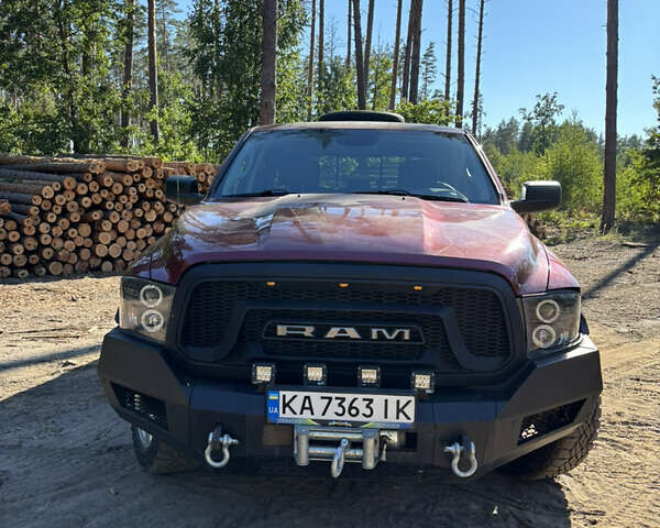 Красный Додж RAM 1500, объемом двигателя 3.6 л и пробегом 249 тыс. км за 21000 $, фото 1 на Automoto.ua