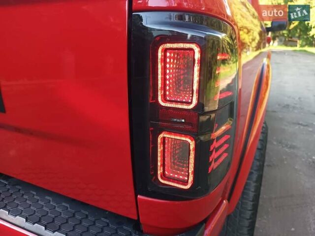 Красный Додж RAM 1500, объемом двигателя 5.65 л и пробегом 96 тыс. км за 35000 $, фото 11 на Automoto.ua