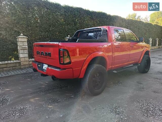 Красный Додж RAM 1500, объемом двигателя 5.65 л и пробегом 96 тыс. км за 35000 $, фото 13 на Automoto.ua
