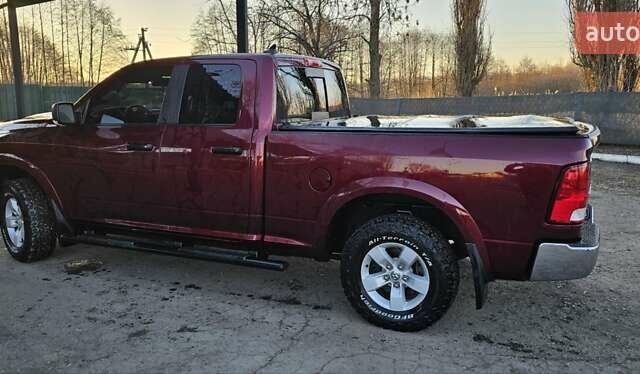 Красный Додж RAM 1500, объемом двигателя 5.7 л и пробегом 170 тыс. км за 31300 $, фото 5 на Automoto.ua