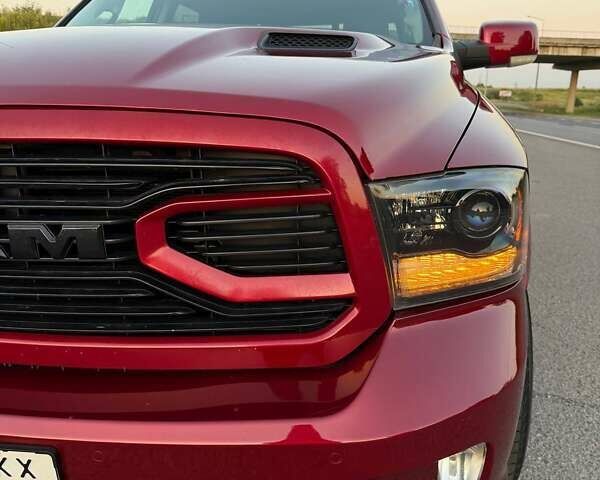 Червоний Додж RAM 1500, об'ємом двигуна 5.65 л та пробігом 85 тис. км за 28800 $, фото 3 на Automoto.ua