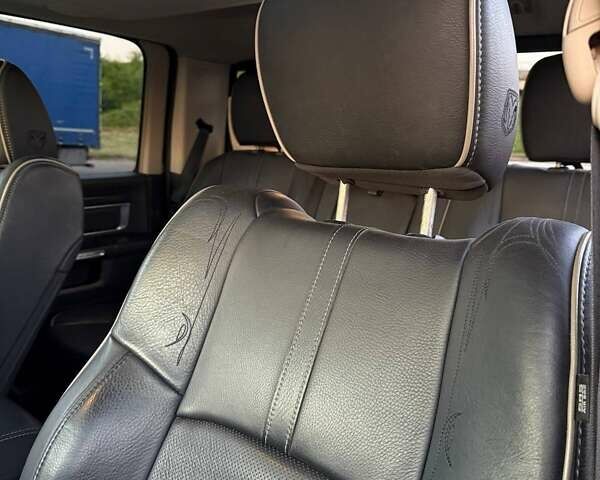 Червоний Додж RAM 1500, об'ємом двигуна 5.65 л та пробігом 85 тис. км за 28800 $, фото 15 на Automoto.ua