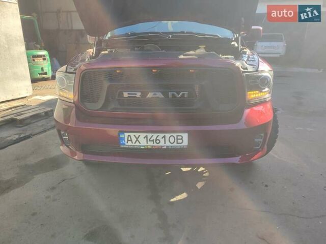 Красный Додж RAM 1500, объемом двигателя 5.65 л и пробегом 117 тыс. км за 25000 $, фото 31 на Automoto.ua