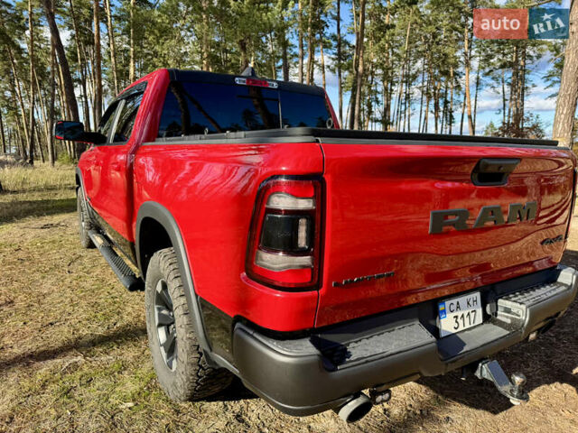 Красный Додж RAM 1500, объемом двигателя 5.65 л и пробегом 200 тыс. км за 39000 $, фото 16 на Automoto.ua