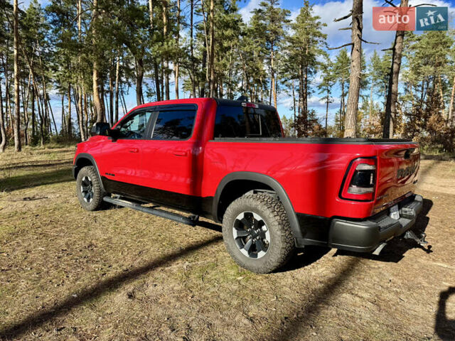 Красный Додж RAM 1500, объемом двигателя 5.65 л и пробегом 200 тыс. км за 39000 $, фото 12 на Automoto.ua