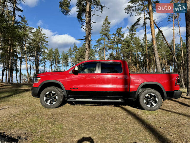 Красный Додж RAM 1500, объемом двигателя 5.65 л и пробегом 200 тыс. км за 39000 $, фото 10 на Automoto.ua
