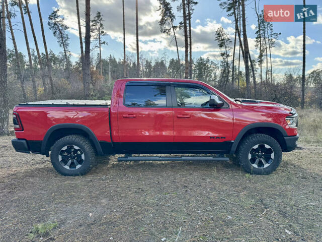 Красный Додж RAM 1500, объемом двигателя 5.65 л и пробегом 200 тыс. км за 39000 $, фото 23 на Automoto.ua