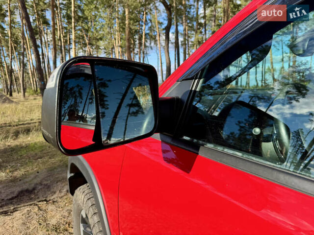 Красный Додж RAM 1500, объемом двигателя 5.65 л и пробегом 200 тыс. км за 39000 $, фото 44 на Automoto.ua