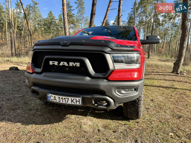 Красный Додж RAM 1500, объемом двигателя 5.65 л и пробегом 200 тыс. км за 39000 $, фото 9 на Automoto.ua