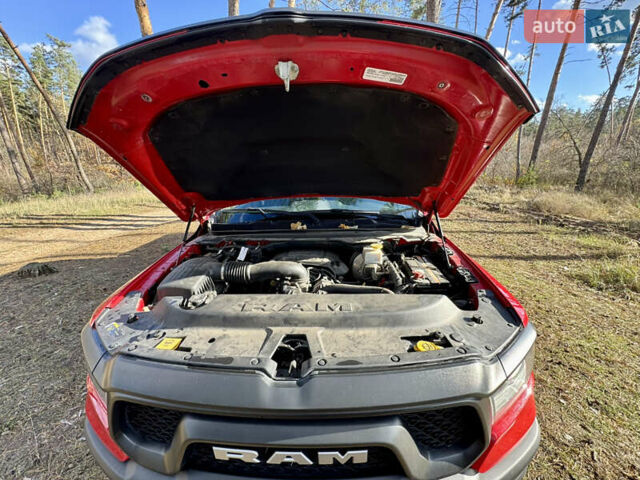 Красный Додж RAM 1500, объемом двигателя 5.65 л и пробегом 200 тыс. км за 39000 $, фото 40 на Automoto.ua