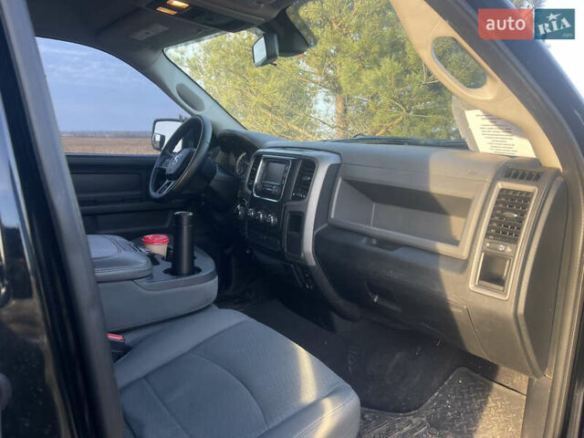 Додж RAM 1500, объемом двигателя 5.7 л и пробегом 200 тыс. км за 16400 $, фото 7 на Automoto.ua