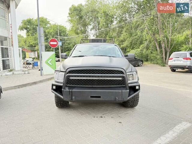 Додж RAM 1500, объемом двигателя 5.7 л и пробегом 200 тыс. км за 16400 $, фото 1 на Automoto.ua
