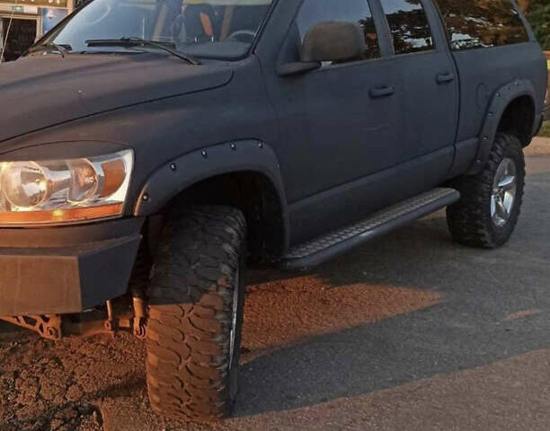 Додж RAM 1500 2005 в Киеве на Automoto.ua Серый Додж RAM 1500, объемом двигателя 4.7 л и пробегом 270 тыс. км за 9000 $, фото 1 на Automoto.ua