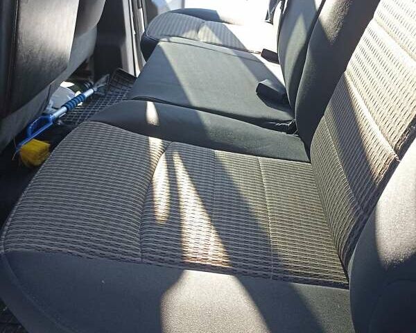 Серый Додж RAM 1500, объемом двигателя 5.7 л и пробегом 140 тыс. км за 22000 $, фото 7 на Automoto.ua