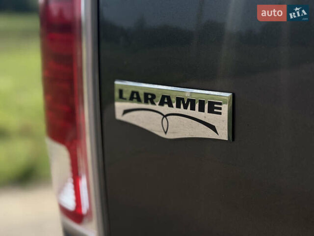 Серый Додж RAM 1500, объемом двигателя 3 л и пробегом 282 тыс. км за 24500 $, фото 32 на Automoto.ua
