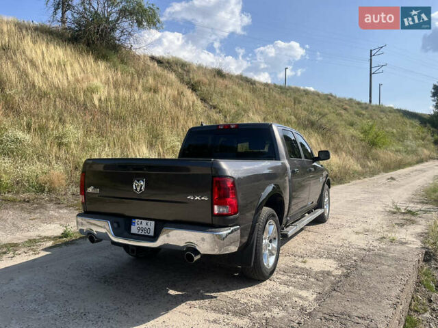 Серый Додж RAM 1500, объемом двигателя 3 л и пробегом 169 тыс. км за 25000 $, фото 8 на Automoto.ua