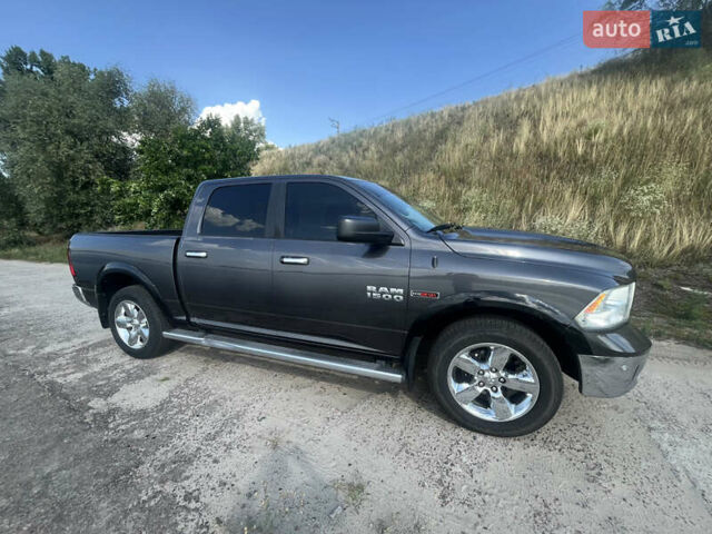 Серый Додж RAM 1500, объемом двигателя 3 л и пробегом 169 тыс. км за 25000 $, фото 6 на Automoto.ua