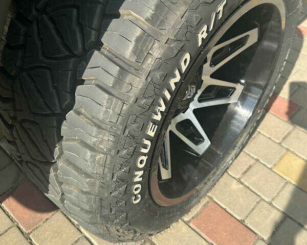 Серый Додж RAM 1500, объемом двигателя 3 л и пробегом 280 тыс. км за 28000 $, фото 16 на Automoto.ua