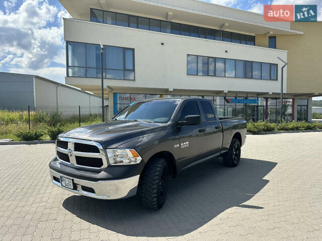 Серый Додж RAM 1500, объемом двигателя 5.7 л и пробегом 241 тыс. км за 24900 $, фото 17 на Automoto.ua